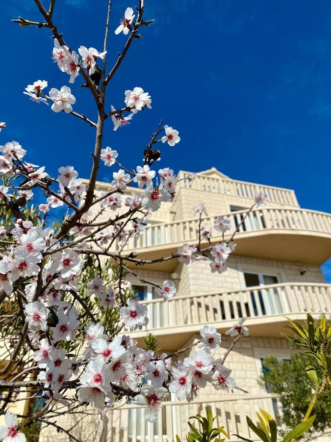 Hotel Villa Dzamonja Bol Exterior foto
